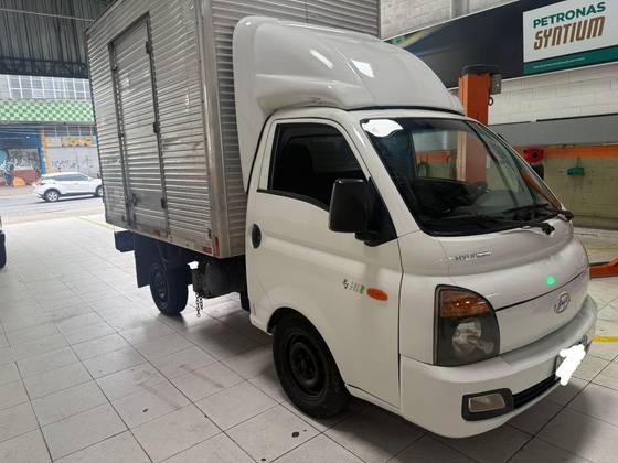 HYUNDAI HR 2.5 LONGO SEM CAÇAMBA 4X2 16V 130CV TURBO INTERCOOLER DIESEL 2P MANUAL